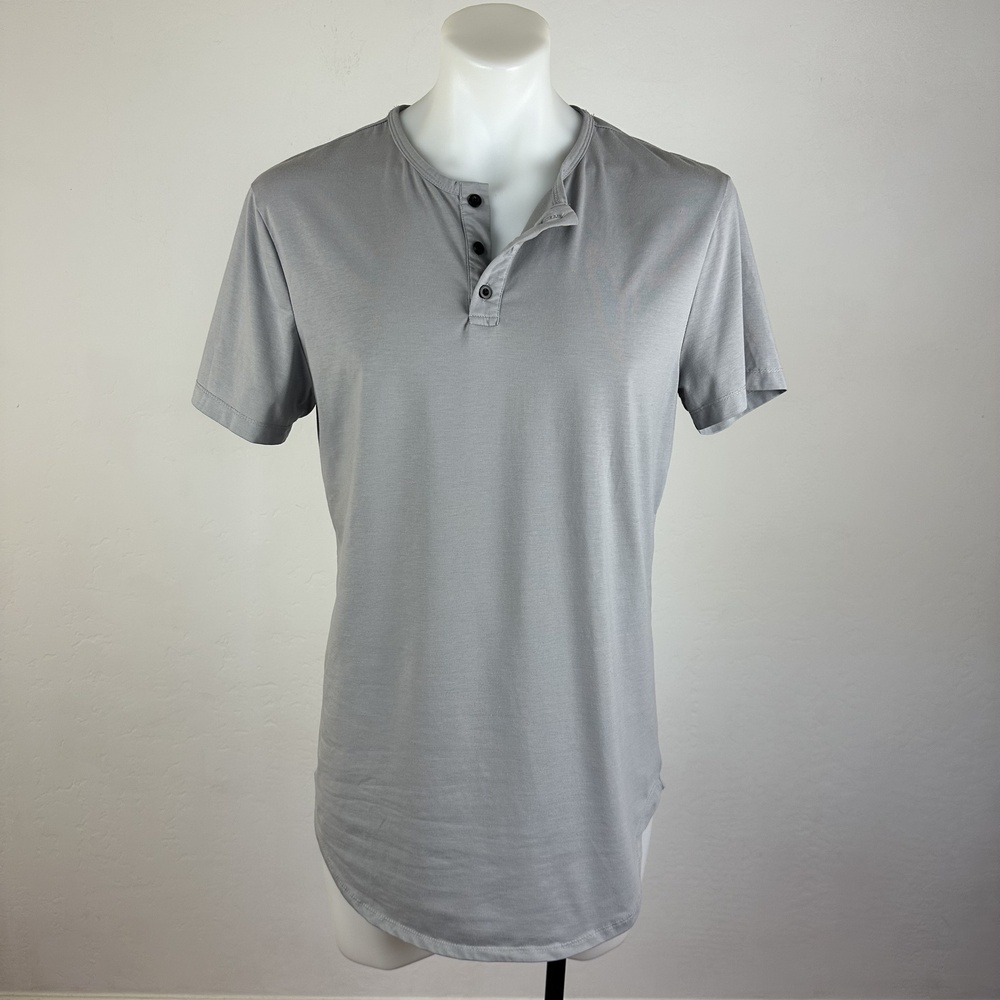 Cuts Clothing Short Sleeve Modern Henley Elongated Curved Cut